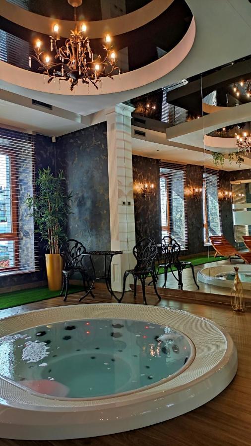 Aviator Hotel Restauracja & Spa Pabianice Exterior photo