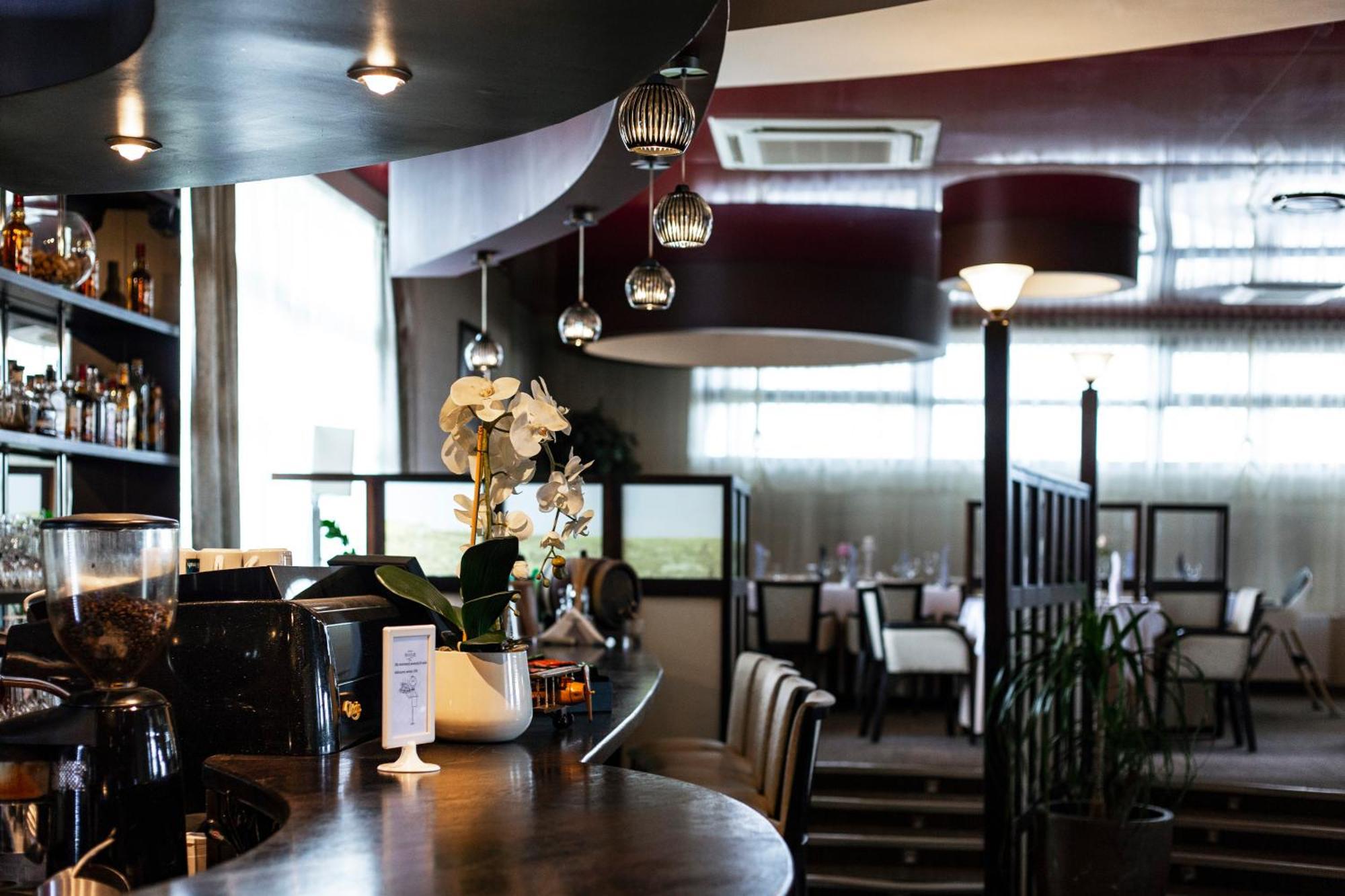 Aviator Hotel Restauracja & Spa Pabianice Exterior photo